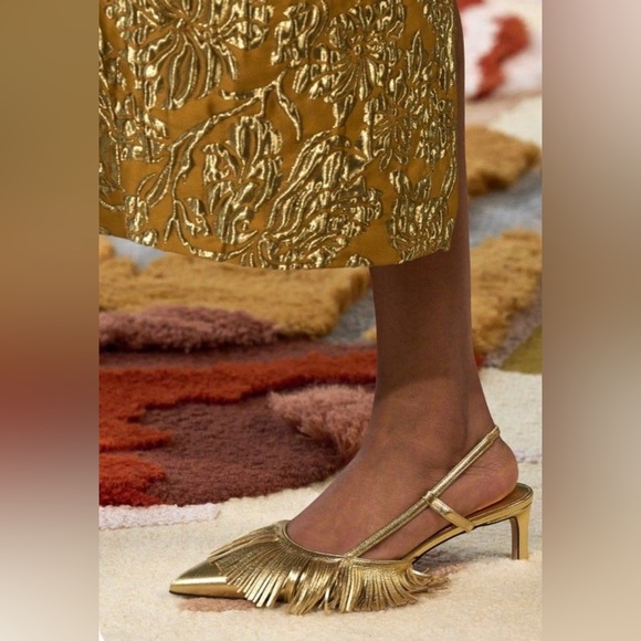 Ulla Johnson Shira Fringe Sling Back Kitten Heels in Gold. Size 41/10.5